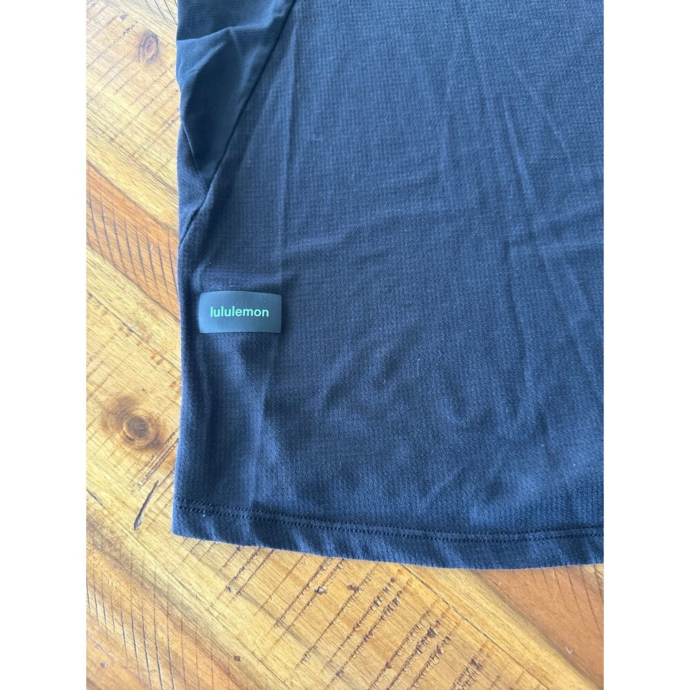 Lululemon Breathelight Mesh Hiking Running CrossFit Short Sleeve Shirt Black